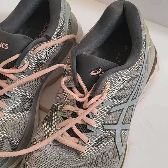 Asics Gel-Nimbus 20 Gray/Peach Running Shoes - Picture 8 of 11